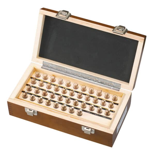 Precision steel plug gauge set