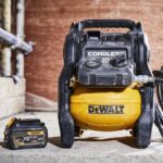 ΑΕΡΟΣΥΜΠΙΕΣΤΕΣ DEWALT DCC1054T2 10LT 2x6 0Ah