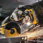 ΤΡΟΧΟΙ DEWALT DCS438E2T 18V 76mm BRUSHLESS 2x1 7Ah POWERSTACK TSTAK